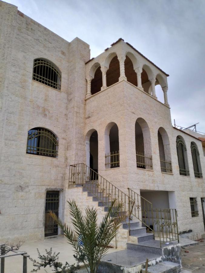 Twilight Hotel Petra Wadi Musa Exterior photo