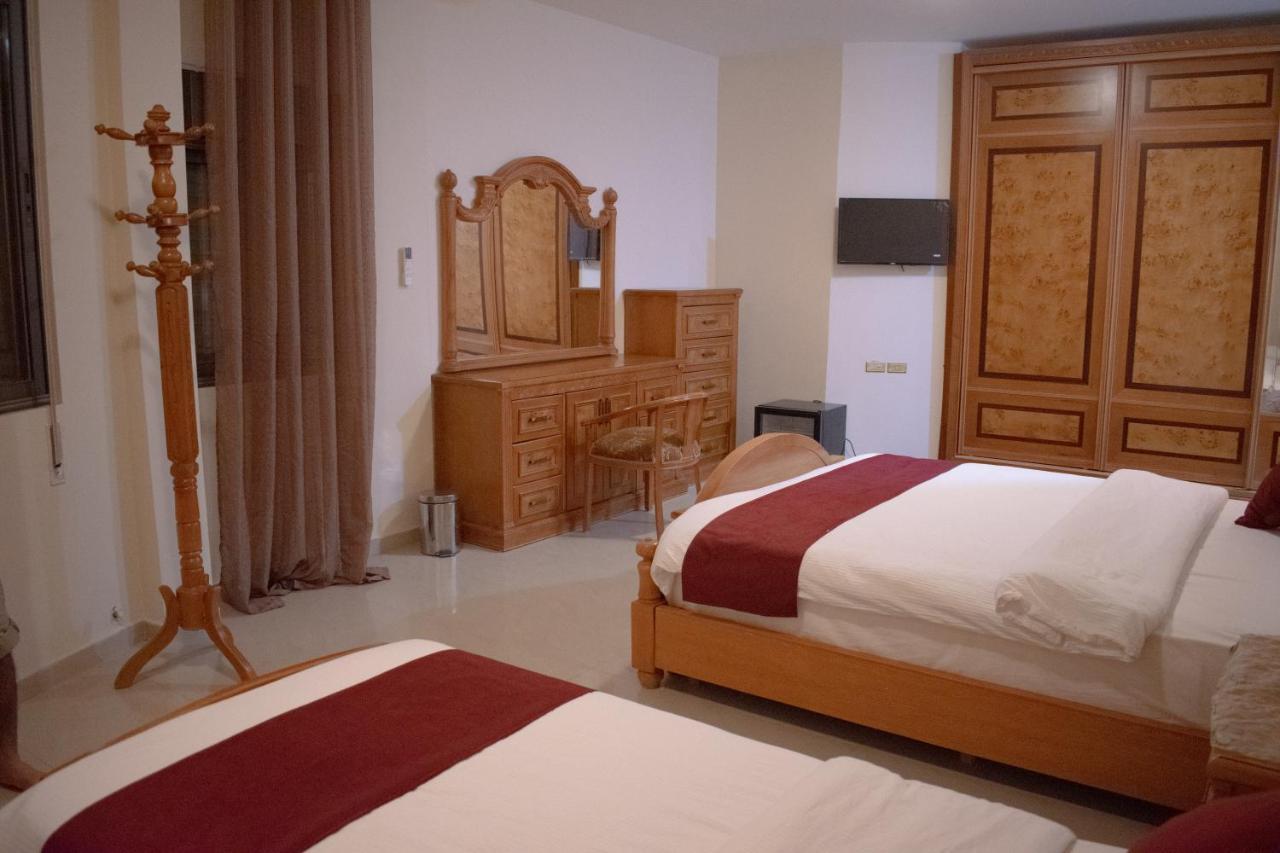 Twilight Hotel Petra Wadi Musa Exterior photo